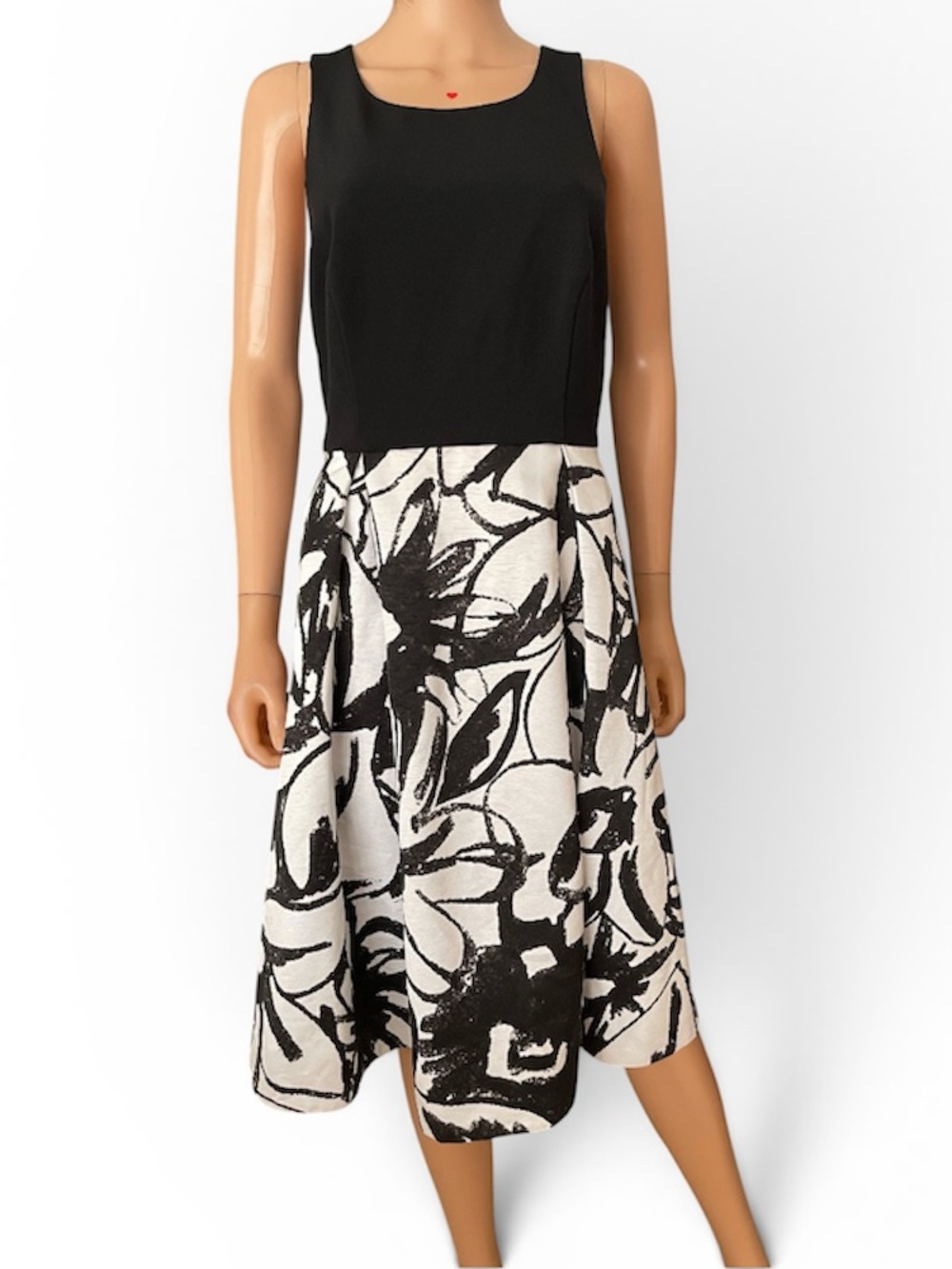 NWT White House Black Market Black & White Floral Midi Fit-and-Flare Dress